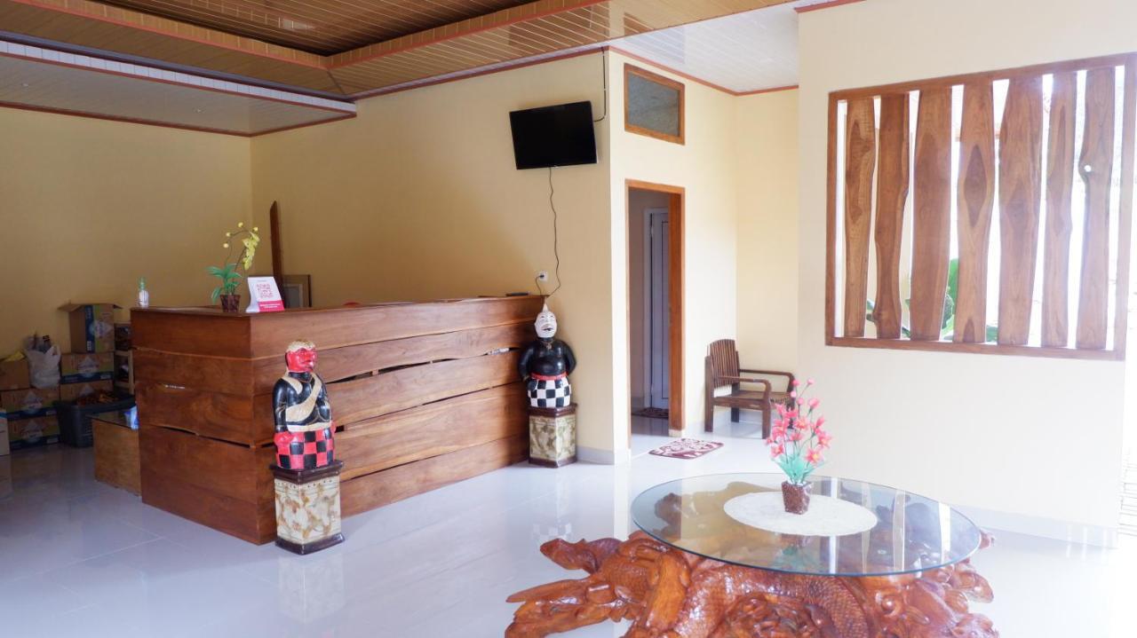 Отель Reddoorz Syariah Near Tugu Lampu Gentur Чианджур Экстерьер фото